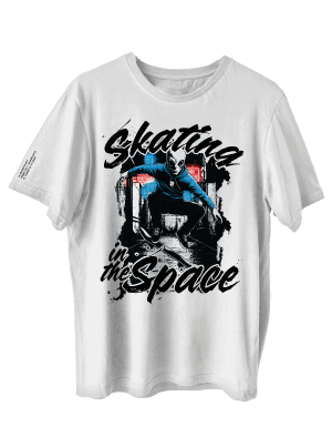 Camiseta urbana estilo oversize en color [negro/blanco] fabricada en algodón premium, con diseño exclusivo de la colección GH impreso en serigrafía de alta definición con motivos de estética streetwear y cultura alienígena.