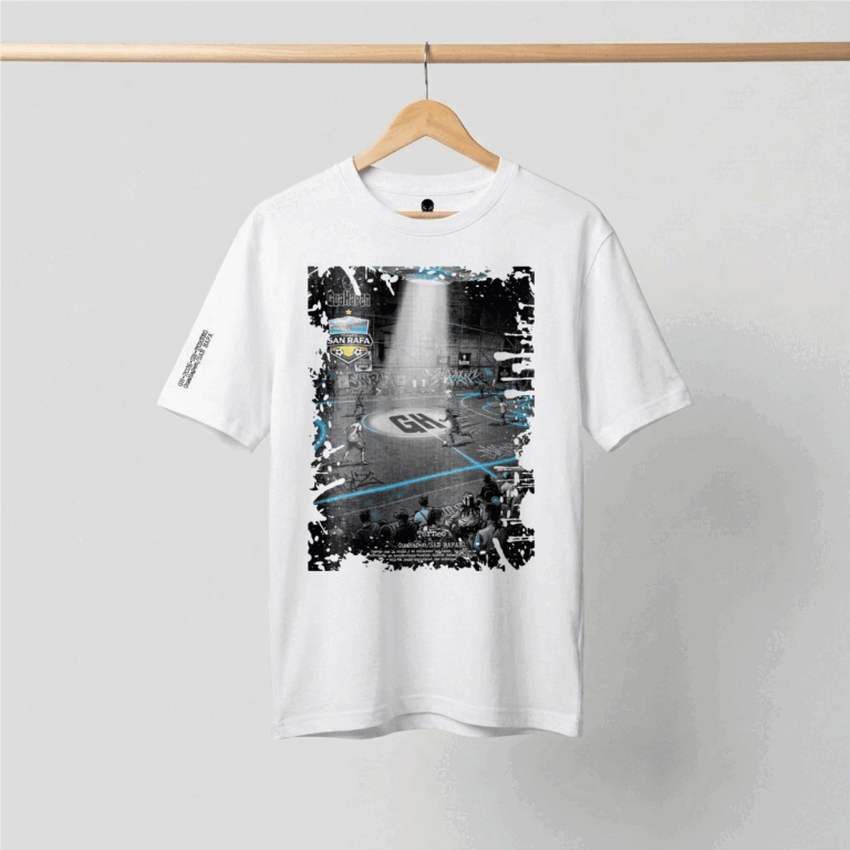 Camiseta oversized blanca GuaHapen patrocinio Torneo San Rafael microfútbol Medellín