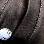 Camiseta oversized negra con diseño de alien Skating in the Sapce.