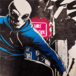 Camiseta oversized blanca con diseño de alien haciendo skate y texto Skating in the Space.